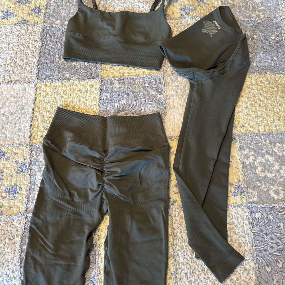 SKIMS Gray Activewear Top
